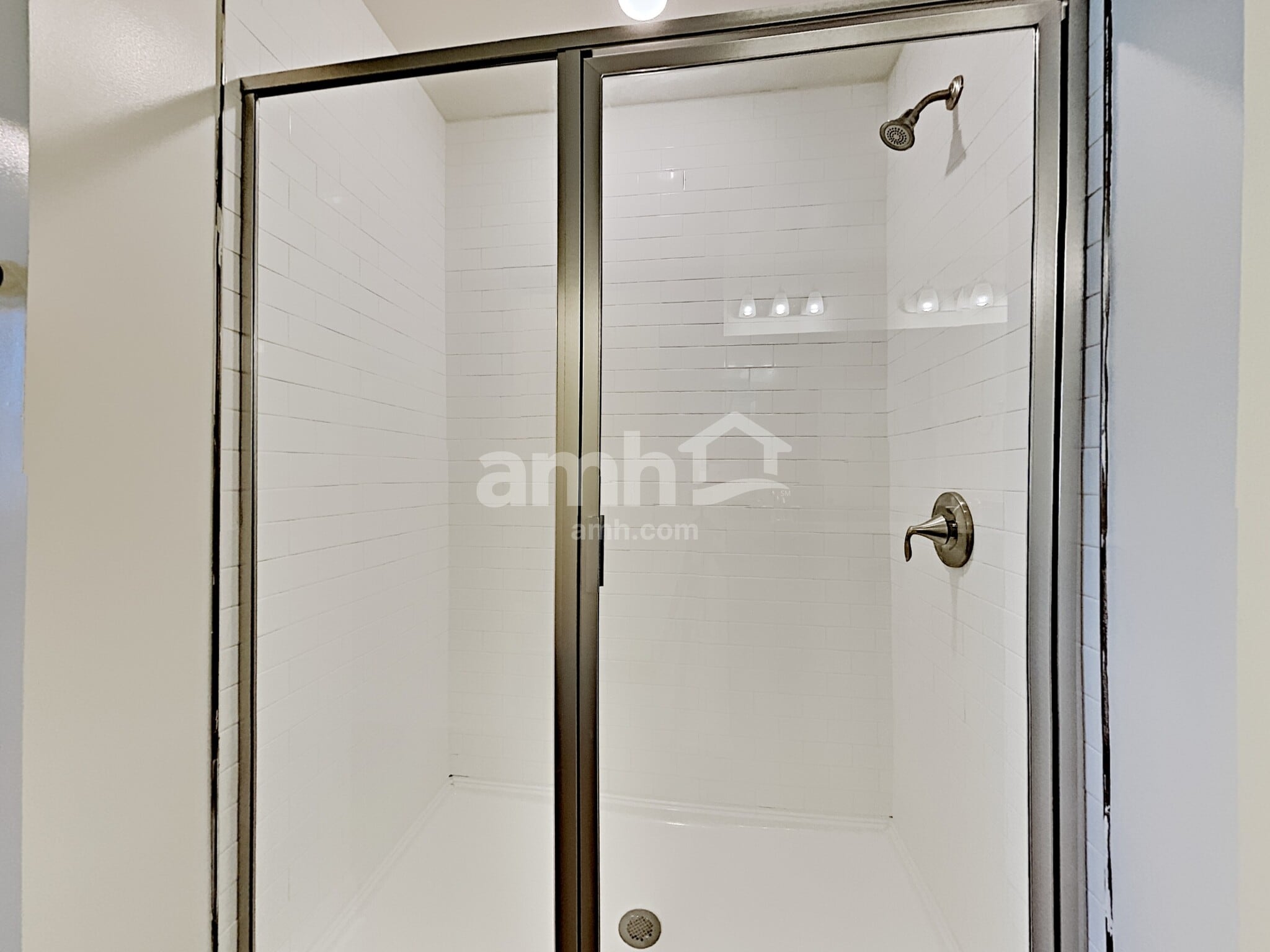 Building Photo - 593 Woodall Rd