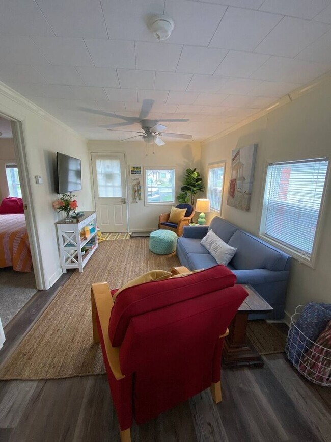 Building Photo - Charming 2BR Cottage on Lake in Niles
