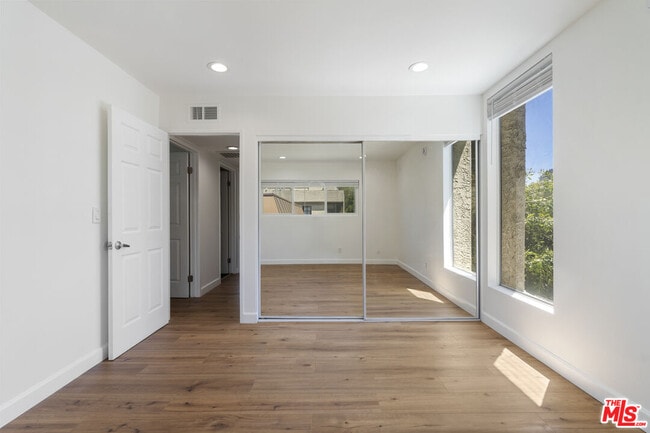 Building Photo - 4238 Whitsett Ave
