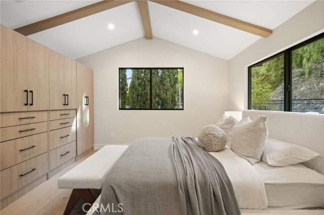 Building Photo - 4551 Alonzo Ave