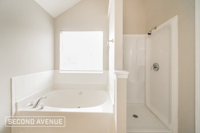 Building Photo - 3710 Georgia Dr