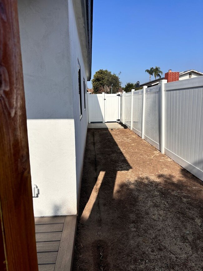 Building Photo - NEW CONSTRUCTION! 3 BED/2 BATH RESIDENCE A...