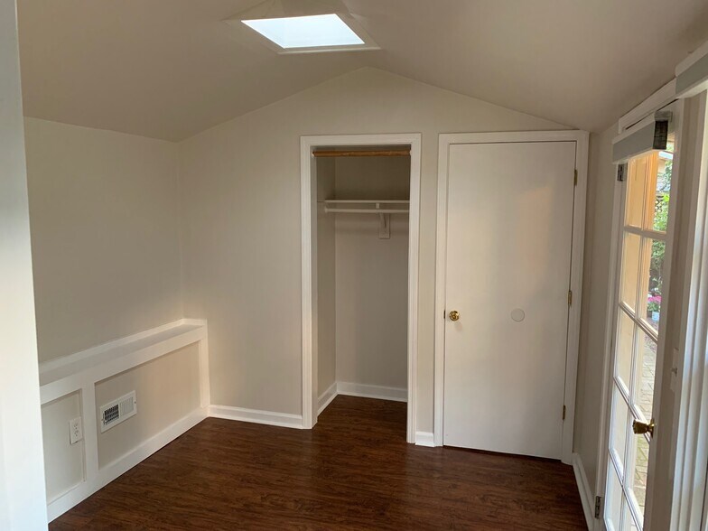 Bedroom 3 - 2609 Dana St