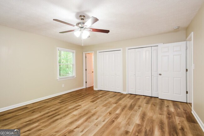 Building Photo - 2984 Leasa Ct