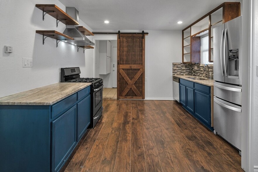 Building Photo - 162 Mc Dougal Ave