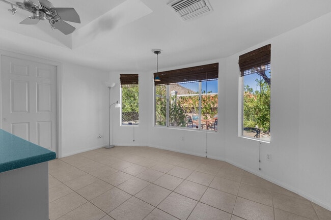 Building Photo - 39124 Channel Dr