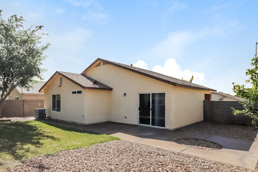 Building Photo - 8810 Decatur Rd