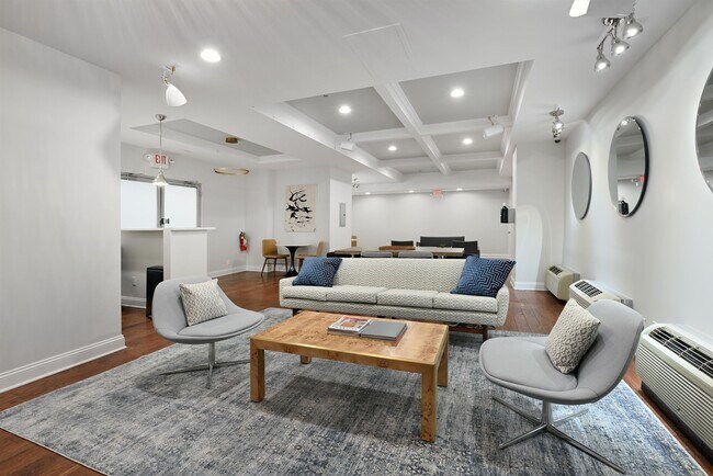 Building Photo - 100 Manhattan Ave