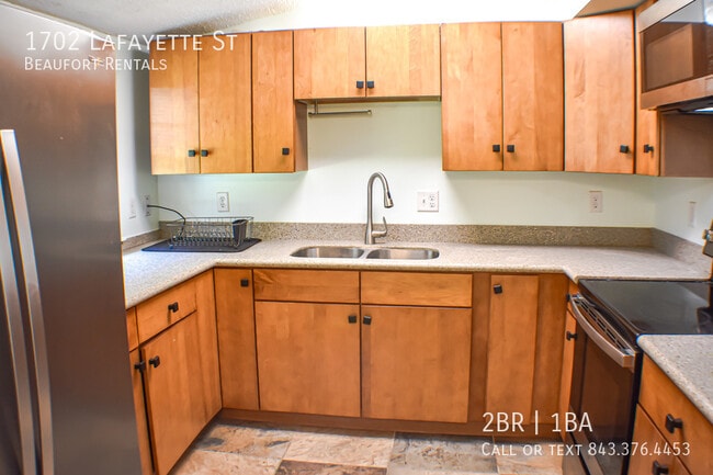 Building Photo - 1702 Lafayette St