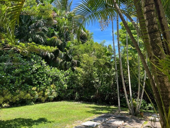 Building Photo - 119 Cadima Ave