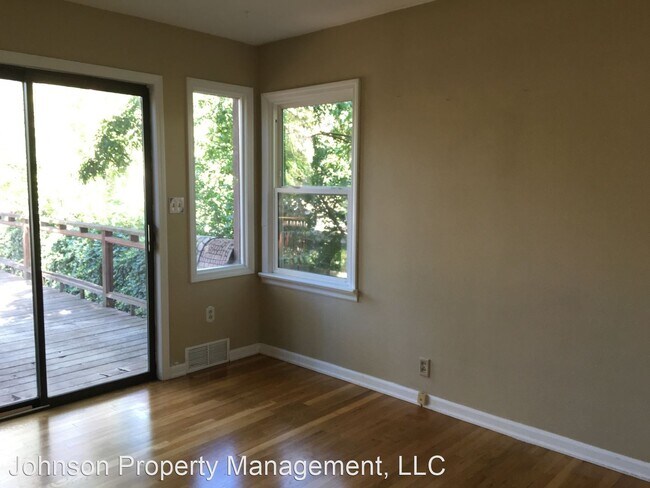 Building Photo - 4 br, 1.5 bath House - 2128 S. Post Street