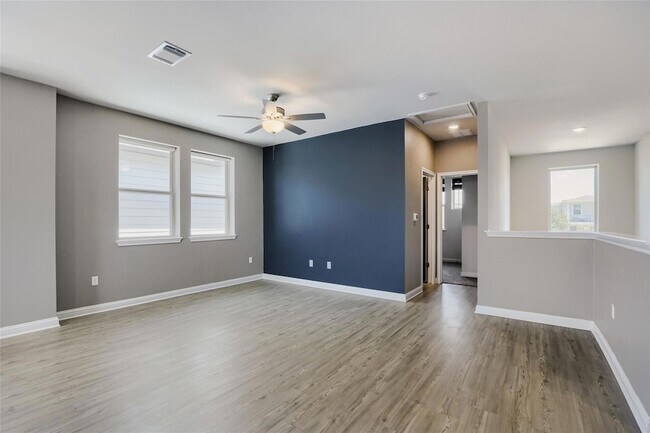 Building Photo - 8306 Mandela Bend