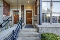 Building Photo - 1038 9th Ave N