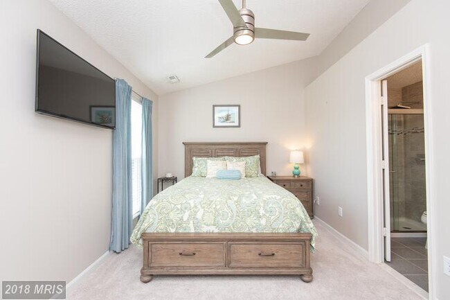 Building Photo - 3070 Madden Ct