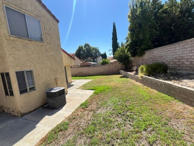 Building Photo - 15377 Bambi Ct
