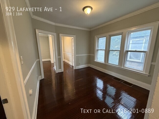 Building Photo - 929 Lafayette Ave