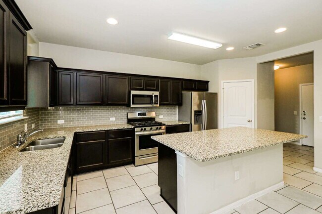 Building Photo - 9201 Sawyer Fay Ln