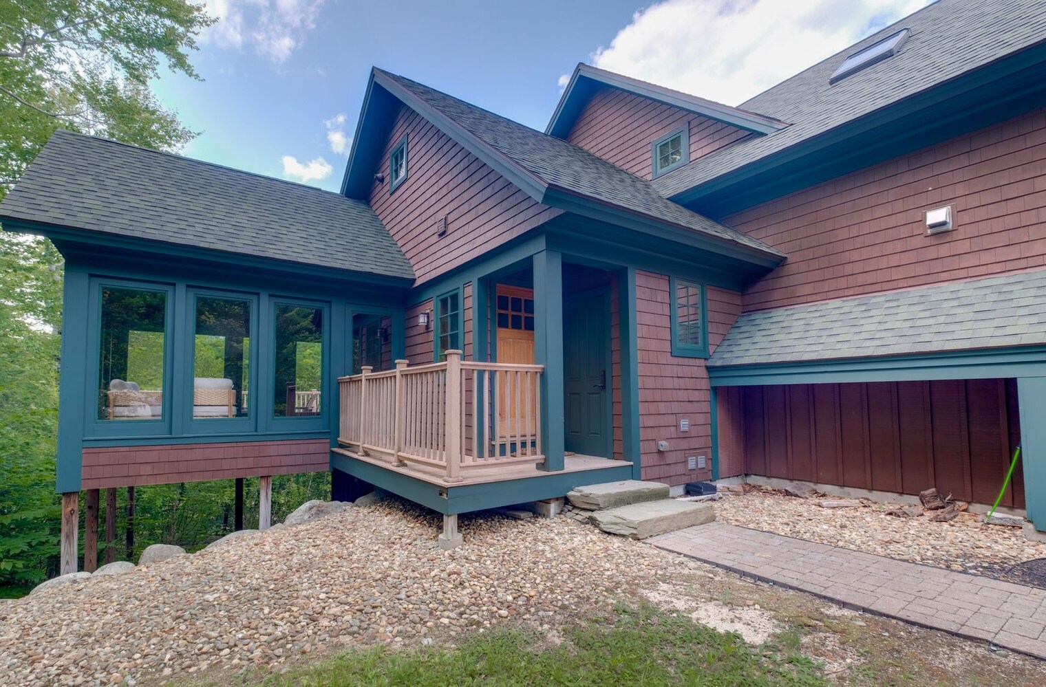 Building Photo - 28 Yellow Birch Cir
