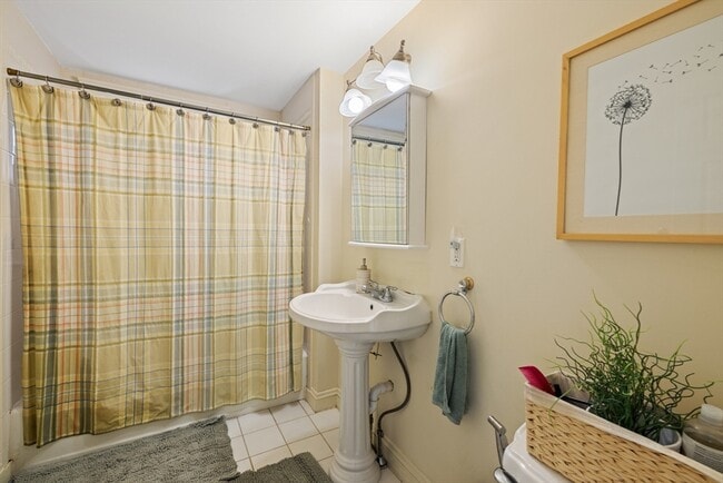 Building Photo - 29 Worcester St