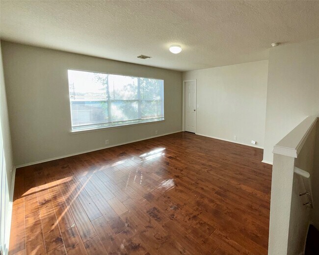 Building Photo - 14954 Sugar Peak Dr
