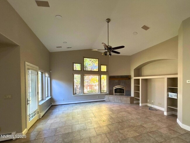 Building Photo - 3140 Scarlet Oaks Ct