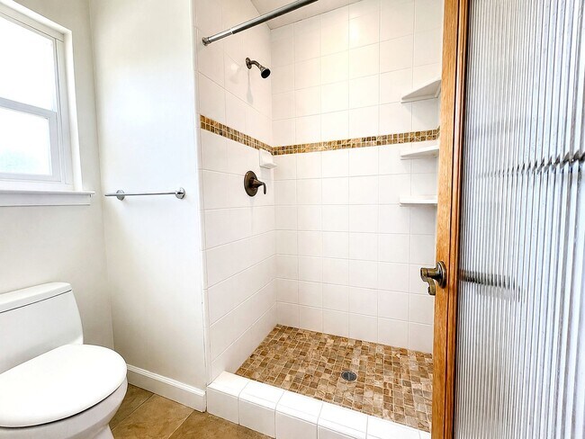 Building Photo - 4301 Edenbury Dr