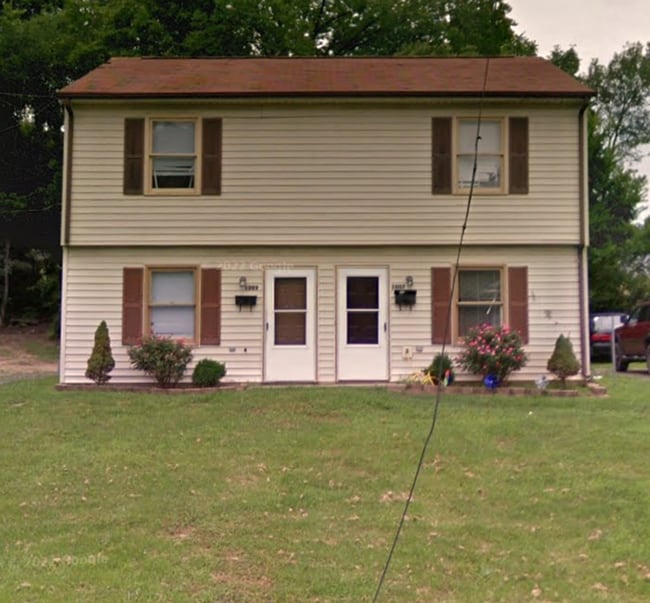 Primary Photo - North West 2 bed 1 bath
