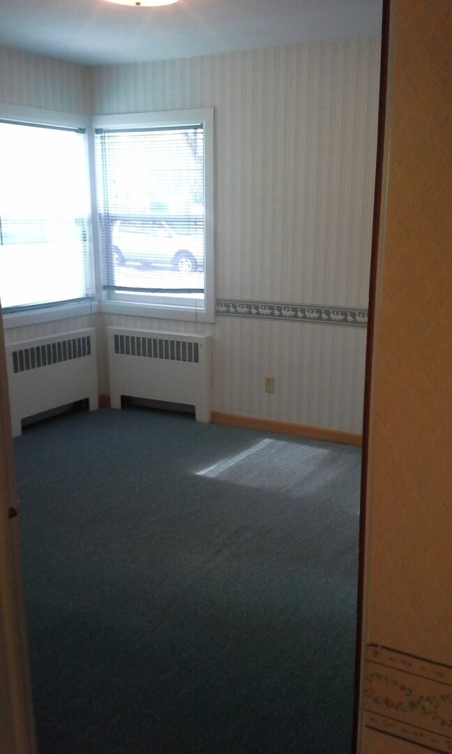 Building Photo - 16th St Duplex