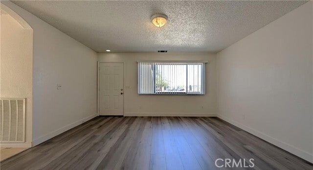 Building Photo - 10707 White Ave