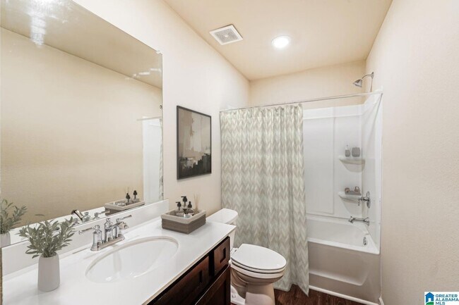 Building Photo - 6380 Rainbow Row