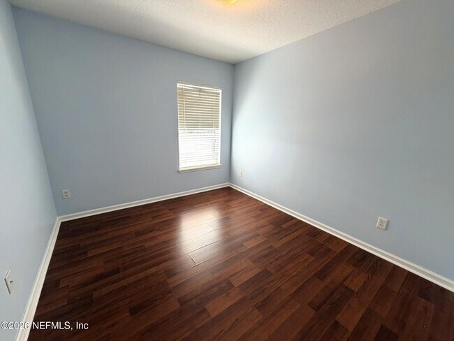 Building Photo - 321 Pecan Grove Dr