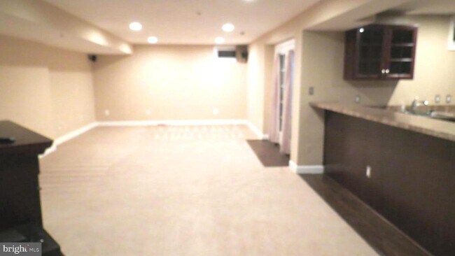 Building Photo - 2707 Hollywell Ct