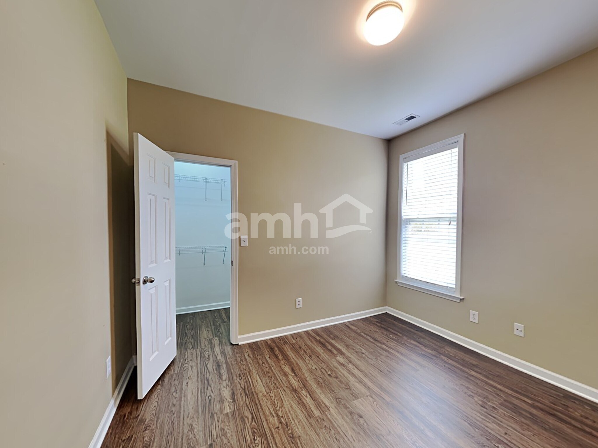 Building Photo - 204 Marino Pl