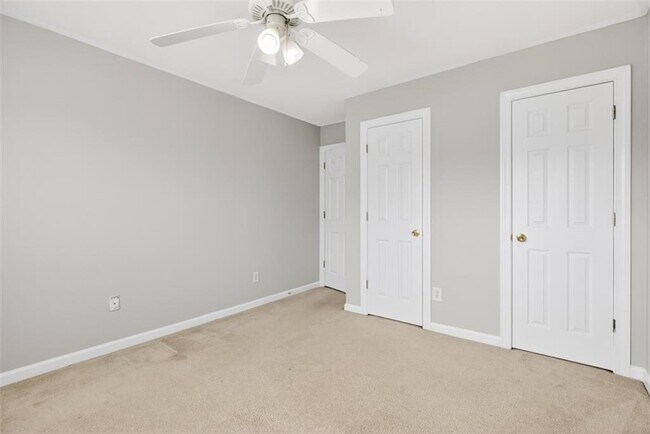 Building Photo - 5630 Saltcreek PIace NE