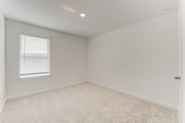 Building Photo - 9043 Rose Water Trl