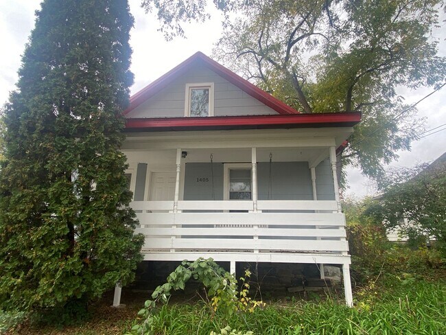 Building Photo - Charming 3-Bed, 1-Bath Single-Family Home!