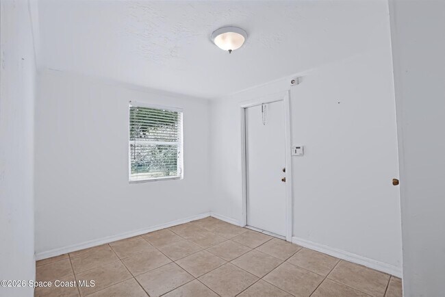 Building Photo - 377 Bossieux Blvd