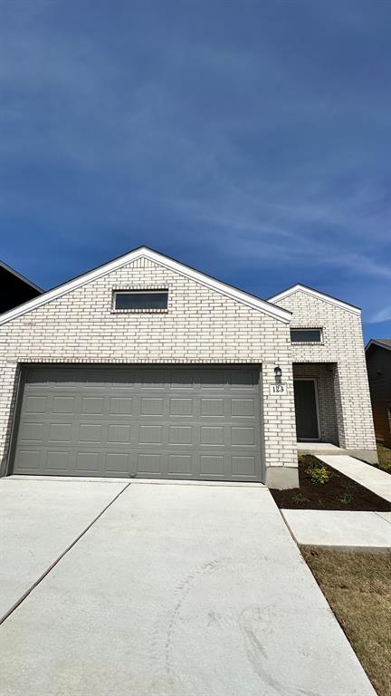 Building Photo - 123 Dollars Dr