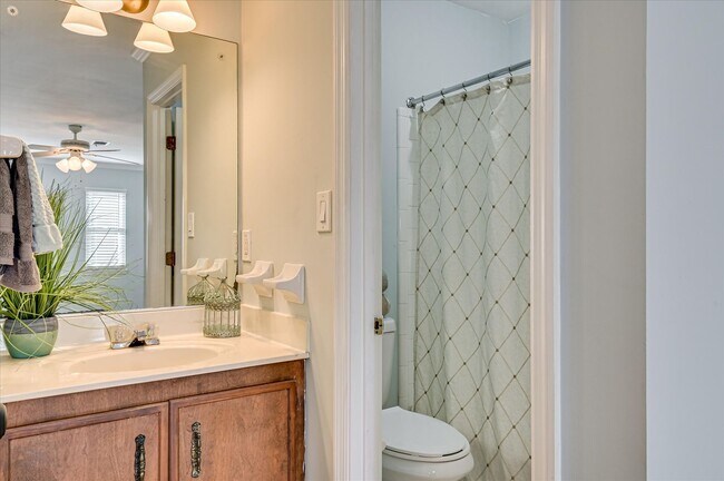 Building Photo - 4367 Quail Creek Rd