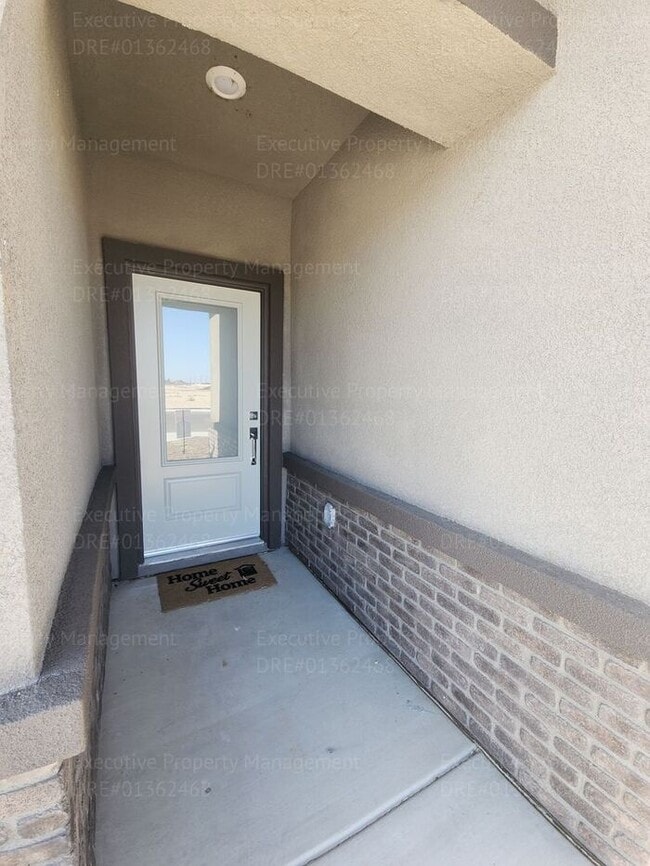 Building Photo - Newly constructed 3 bedroom/ 2 bathroom ho...