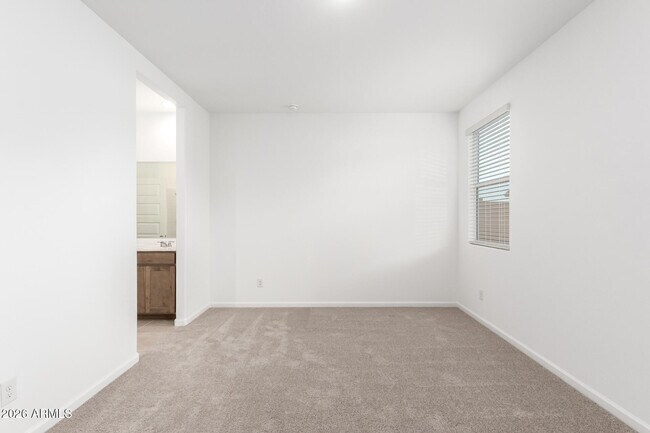 Building Photo - 9812 W Catalina Dr