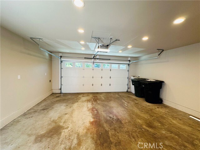 Building Photo - 6647 Palma Cir
