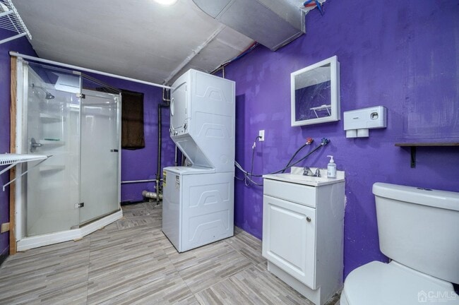 Building Photo - 186 Central Ave