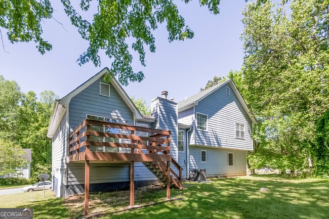 Building Photo - 2353 Loren Falls Ln SW