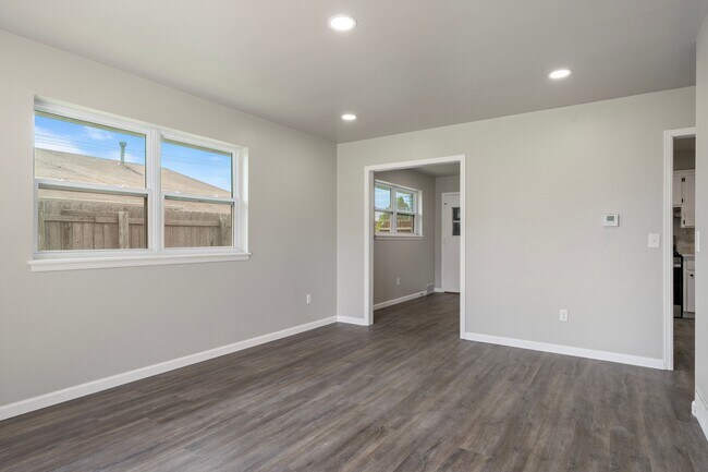 Building Photo - 4236 NW 53rd St