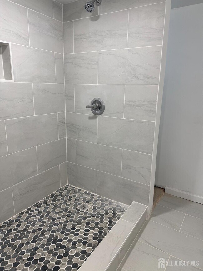 Building Photo - 80 Gates Rd