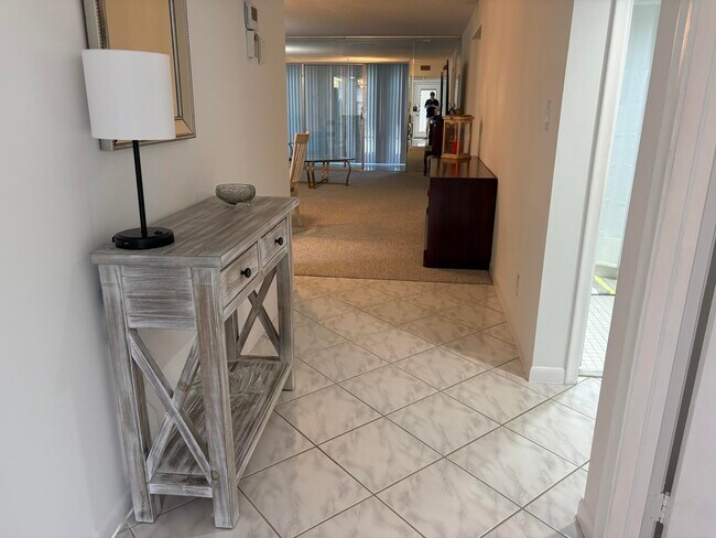 Building Photo - 1704 Andros Isle