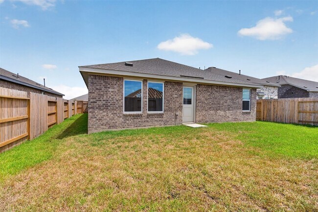 Building Photo - 3008 Calhoun Fls Dr