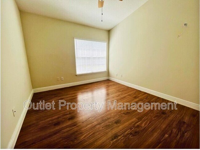 Building Photo - 4312 S Kirkman Rd