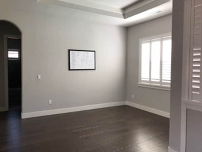 Building Photo - Stunning 3 Bedroom 2 Bath in Fair Oaks, CA